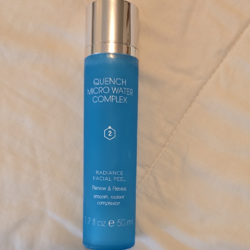 Micro Water Complex Radiance Facial Peel - Blue